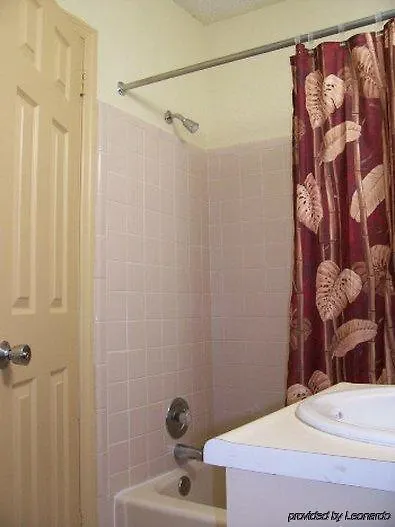 Deluxe Inn - Savannah United States